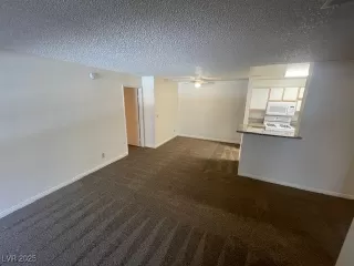 Photo #2: 2679730 Listing 