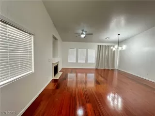 Photo #1: 2679736 Listing 