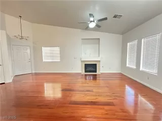 Photo #3: 2679736 Listing 