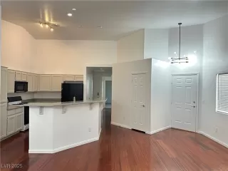 Photo #6: 2679736 Listing 