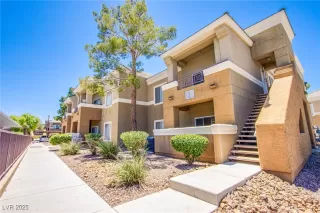 Photo #1: 2679743 Listing 