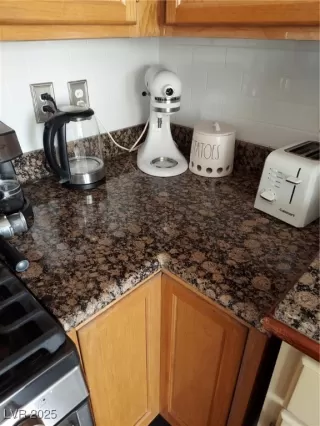 Photo #6: 2679767 Listing 