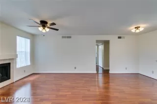 Photo #2: 2679769 Listing 