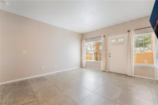 Photo #5: 2679833 Listing 