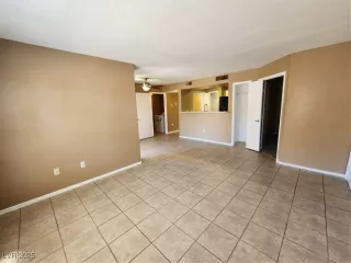 Photo #2: 2679838 Listing 