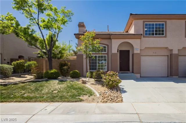 MLS: 2679860 Condo For Sale