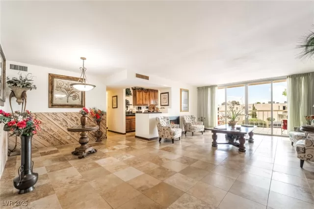 MLS: 2679875 Condo For Sale