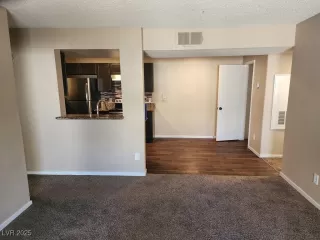 Photo #2: 2679885 Listing 