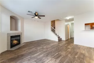 Photo #2: 2679959 Listing 