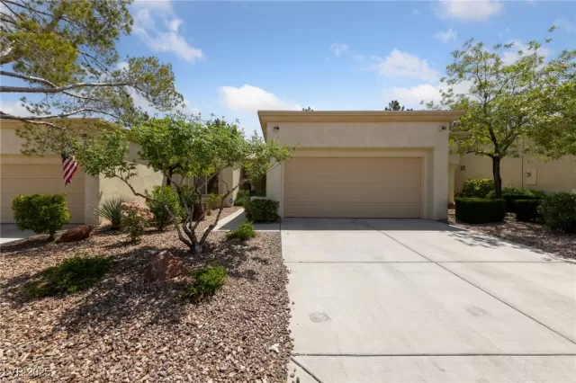 MLS: 2680006 Condo For Sale