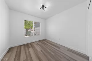 Photo #1: 2680006 Listing 