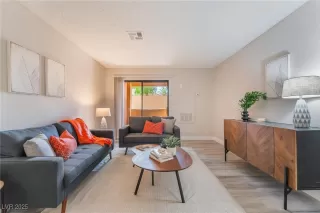 Photo #3: 2680043 Listing 