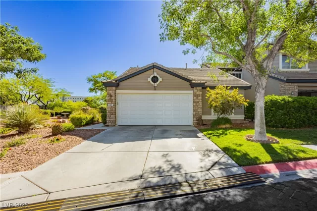 MLS: 2680051 Condo For Sale