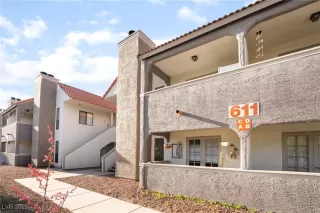 Photo #1: 2680067 Listing 