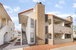 Photo #2: 2680067 Listing 