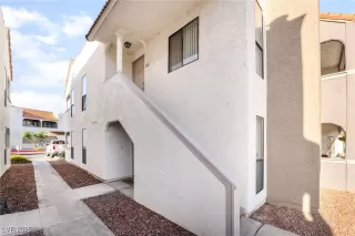 Photo #3: 2680067 Listing 