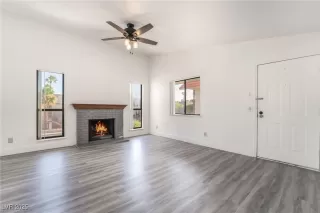 Photo #5: 2680067 Listing 