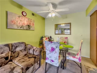 Photo #1: 2680070 Listing 