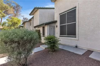 Photo #3: 2680102 Listing 