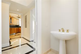 Photo #2: 2680132 Listing 