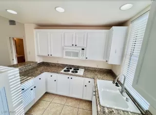 Photo #5: 2680133 Listing 