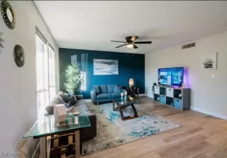 Photo #2: 2680139 Listing 