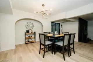 Photo #3: 2680139 Listing 