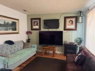 Photo #5: 2680140 Listing