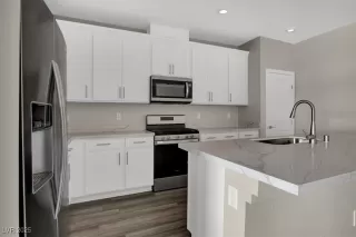 Photo #4: 2680160 Listing 