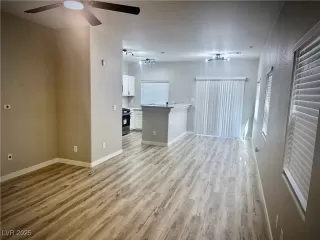 Photo #1: 2680189 Listing 