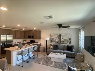 Photo #3: 2680205 Listing