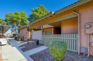 Photo #1: 2680232 Listing 