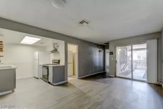 Photo #4: 2680232 Listing 