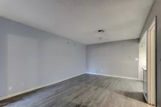 Photo #6: 2680232 Listing 