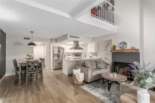 Photo #1: 2680288 Listing 