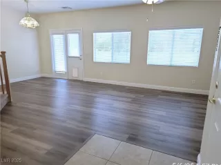 Photo #1: 2680304 Listing 