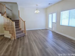 Photo #2: 2680304 Listing 