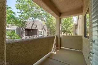 Photo #6: 2680338 Listing