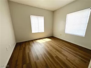 Photo #5: 2680356 Listing 