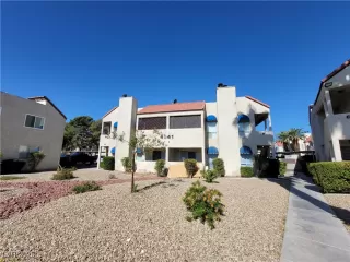 Photo #2: 2680375 Listing 