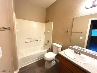 Photo #5: 2680381 Listing 