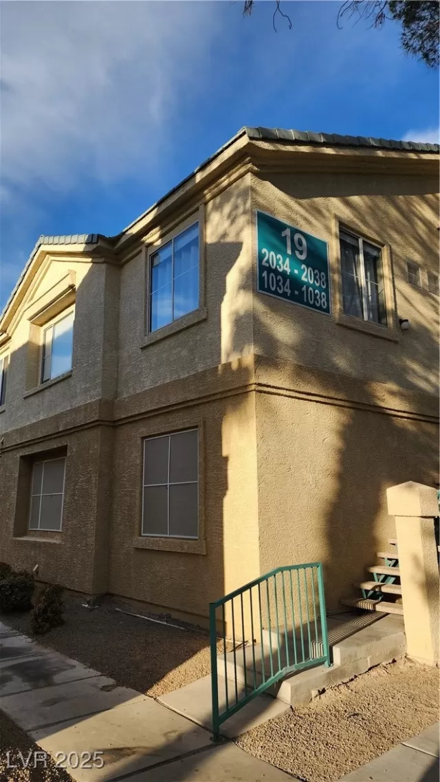 MLS: 2680393 Condo For Sale