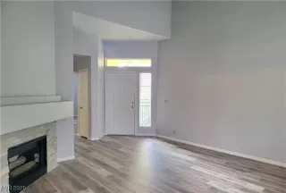 Photo #2: 2680393 Listing 