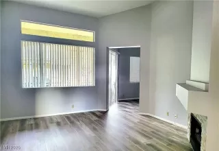 Photo #3: 2680393 Listing 