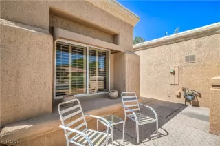 Photo #2: 2680399 Listing