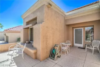 Photo #3: 2680399 Listing