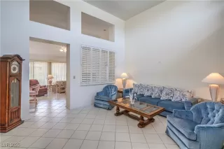 Photo #4: 2680399 Listing