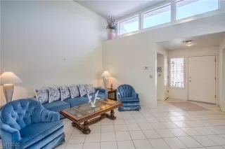 Photo #5: 2680399 Listing