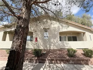 Photo #2: 2680417 Listing