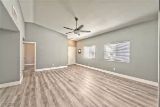 Photo #2: 2680449 Listing 